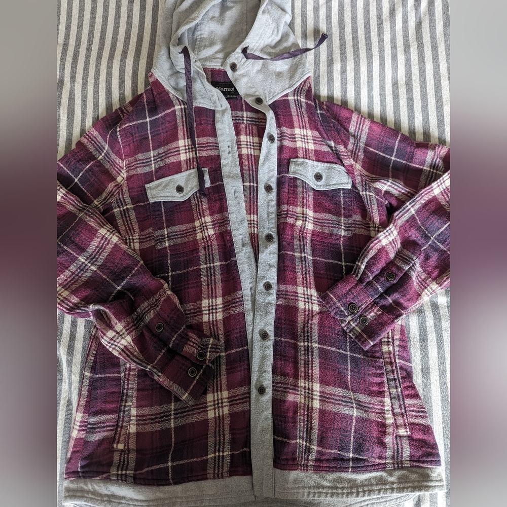 Marmot plaid shirt/jacket